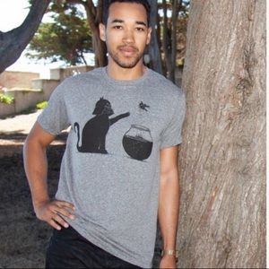Men’s Grey Goldfish Cat Short Sleeve Tee Shirt